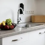 Alpen Apartment Mit Dachterrasse & Parkplatz Appartement *