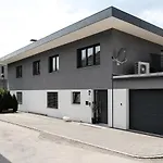 Alpen Apartment Mit Dachterrasse & Parkplatz Lejlighed