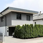 Apartament Alpen Mit Dachterrasse & Parkplatz *